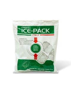 Ghiaccio istantaneo in sacchetto di plastica. Mantiene fredda la parte lesa per circa 25/30minuti, in funzione della temperatura esterna.