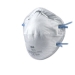 I respiratori della serie 3M™ 8000 Classic offrono un’efficace protezione contro polveri e nebbie. L’ergonomico design a conchiglia combinato con stringinaso e bordo di schiuma si adatta alle diverse conformazioni facciali. Categoria DPI: 3. Certificazion